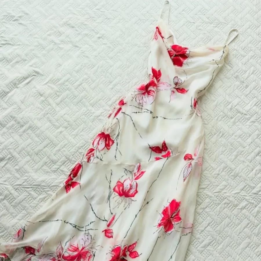 ساحلی پیراهن