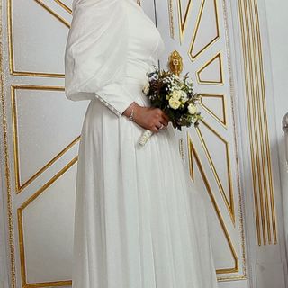 لباس عقد
