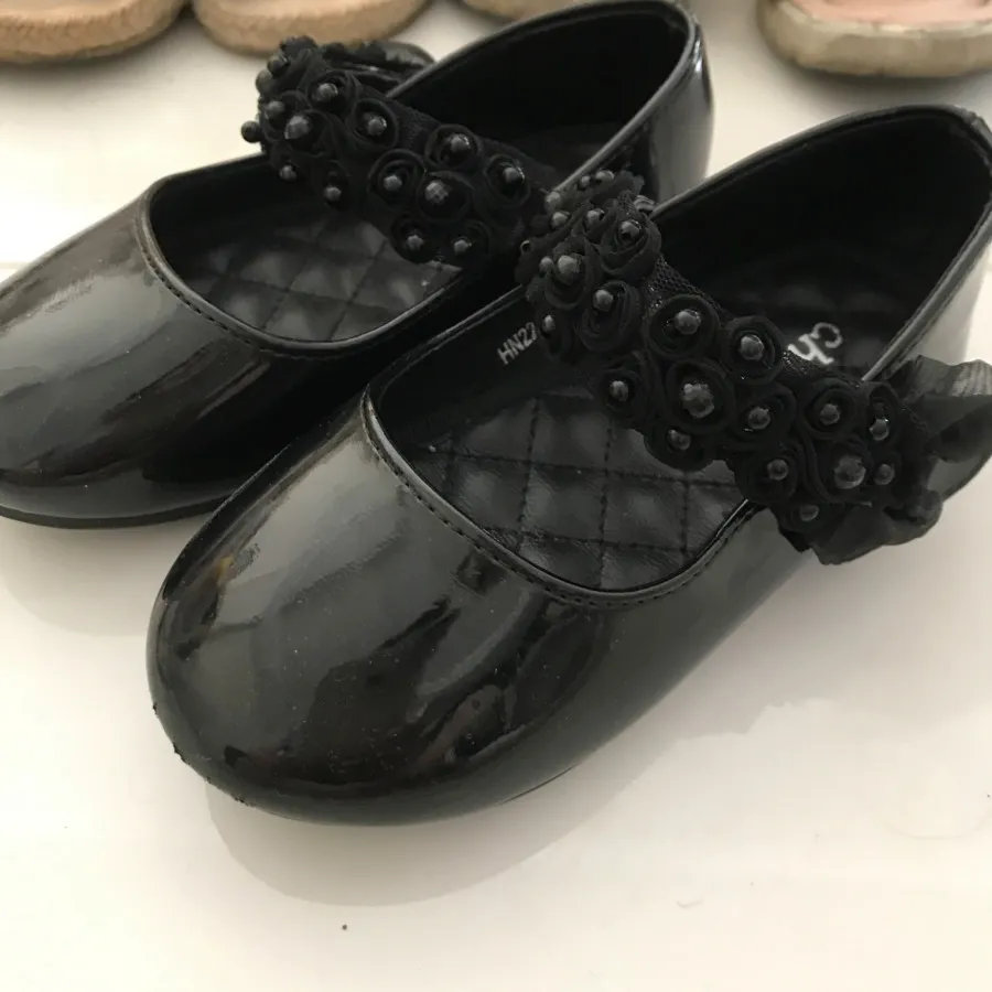 کفش ورنی خارجی