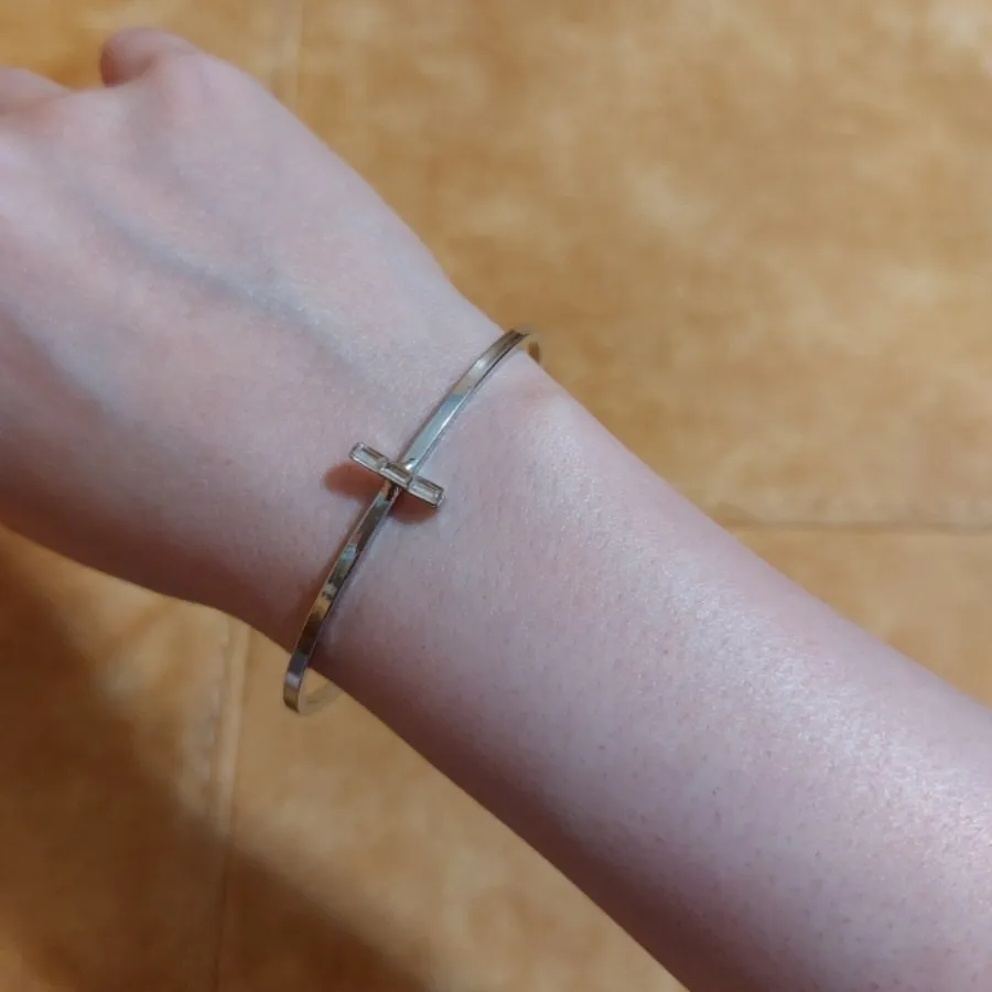 دستبند مینیمال نقره‌ای