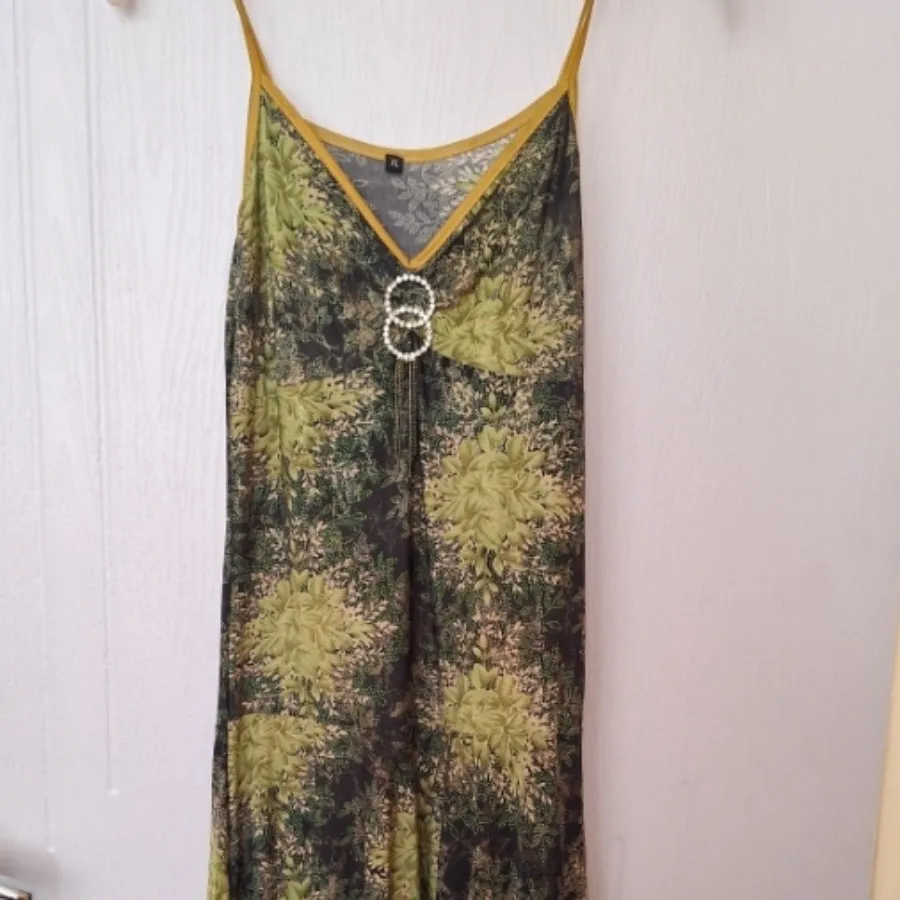 پیراهن مجلسی سبز