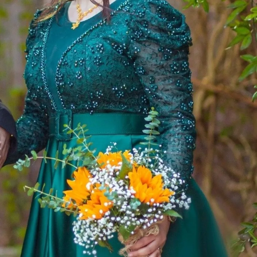 لباس مجلسی سبز درباری