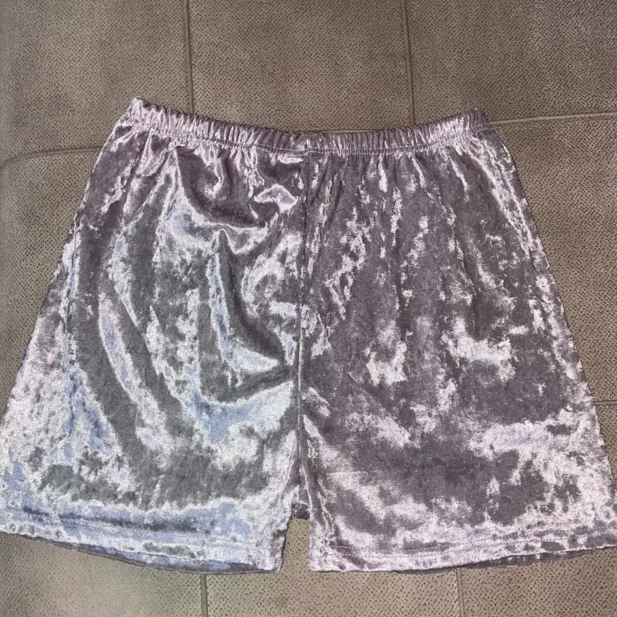 شلوارک زنانه