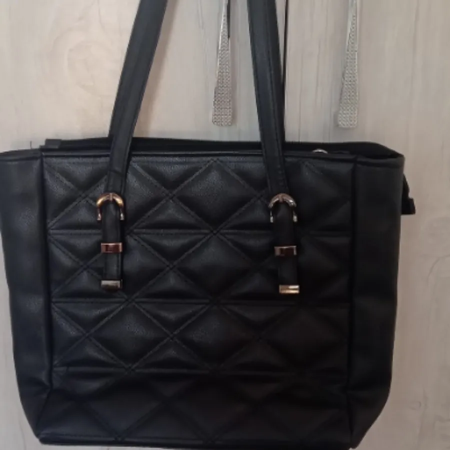 کیف مشکی دوشی زنانه