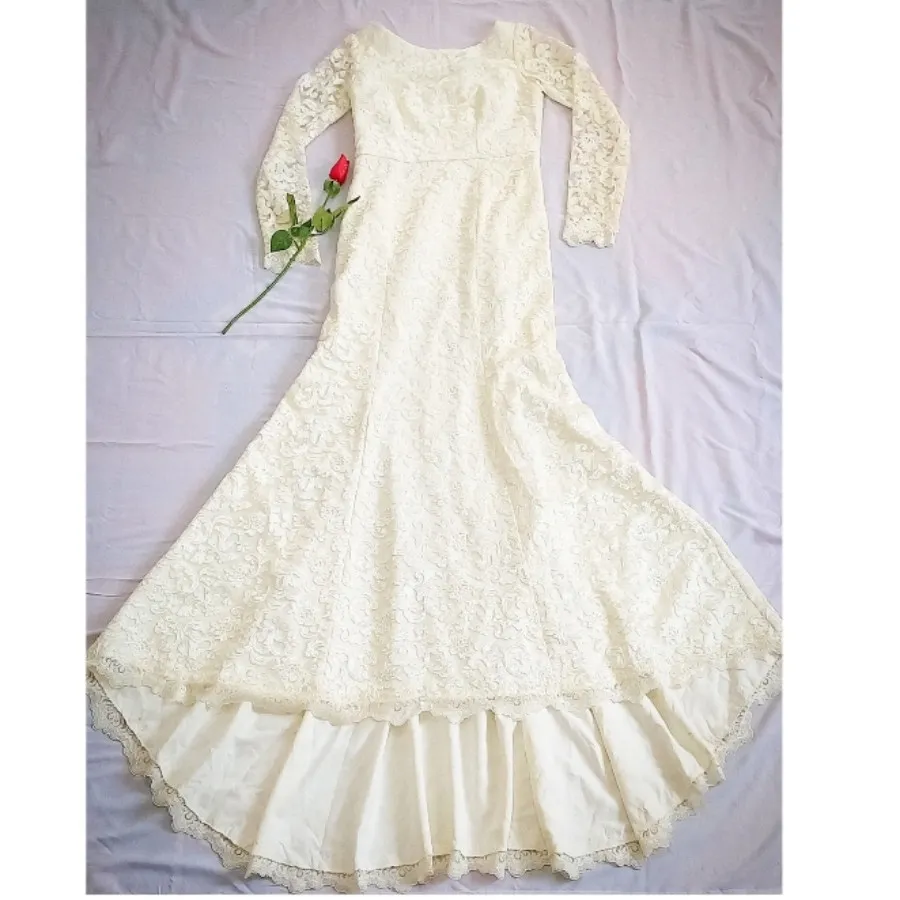 پیراهن سفید نامزدی