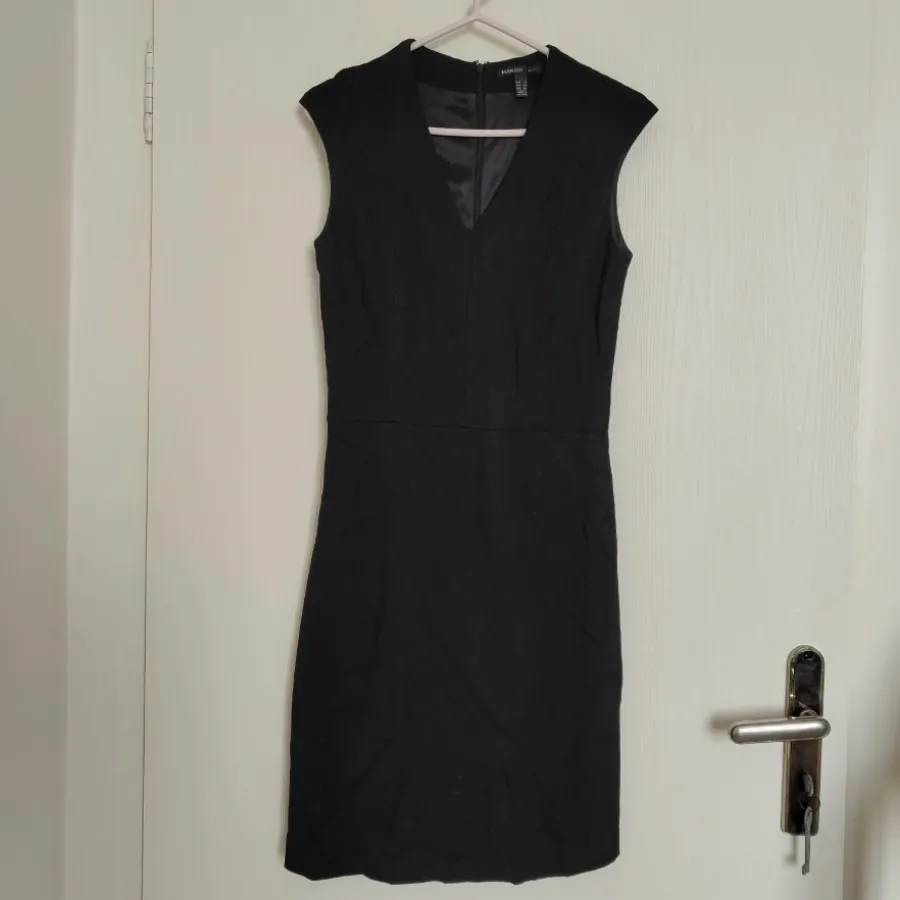 پیراهن منگو