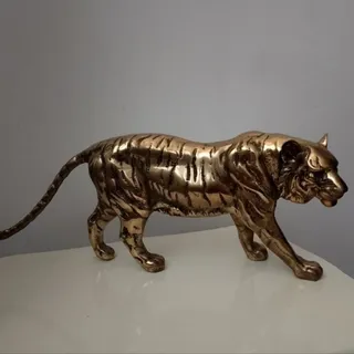 مجسمه ببر