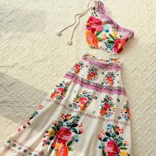 نیم تنه و دامن هندی