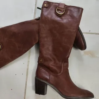 بوت زنانه