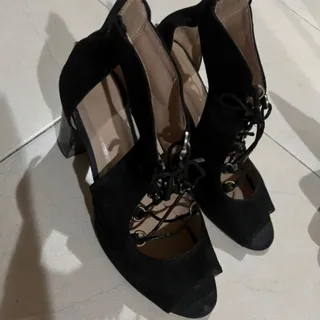 کفش مجلسی پاشنه بلند