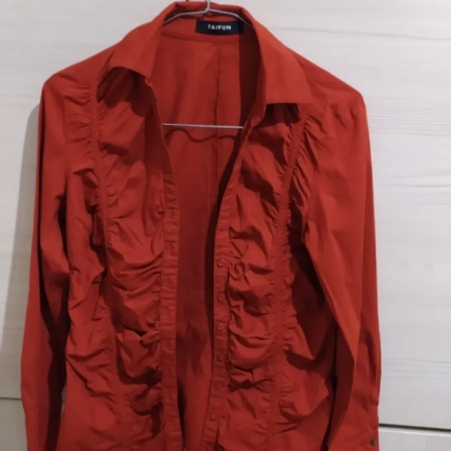 شومیز تایفون