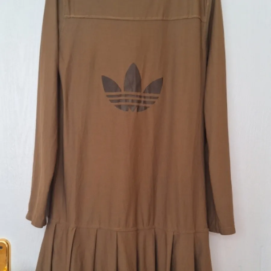 تونیک قهوه ای