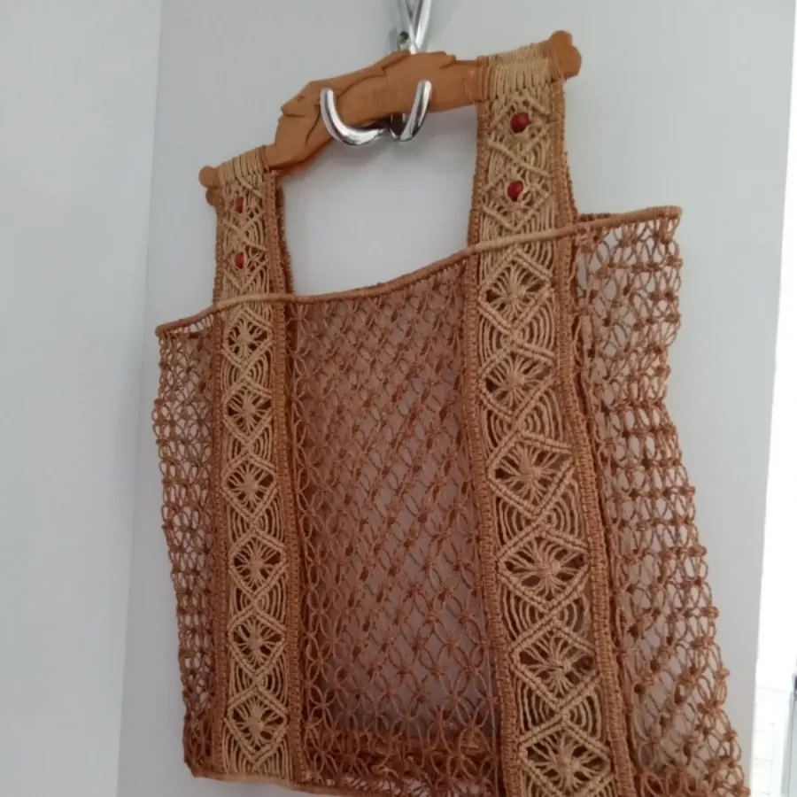 ساک دستی کنفی