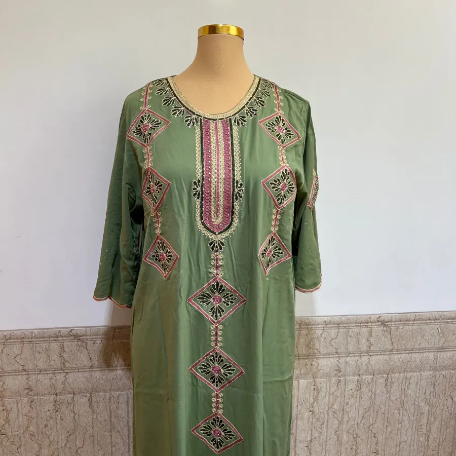 پیراهن ساحلی بلند