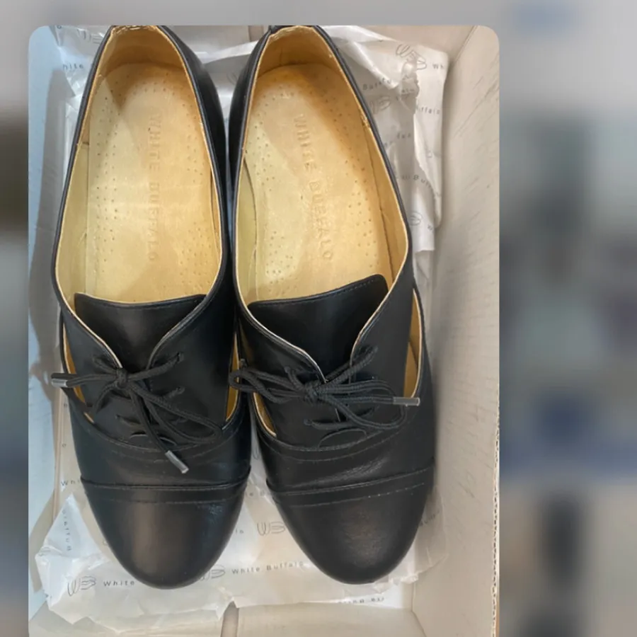 کفش چرم بوفالو سفید