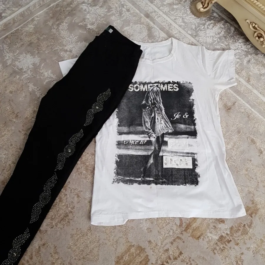 تی شرت و لگ مشکی