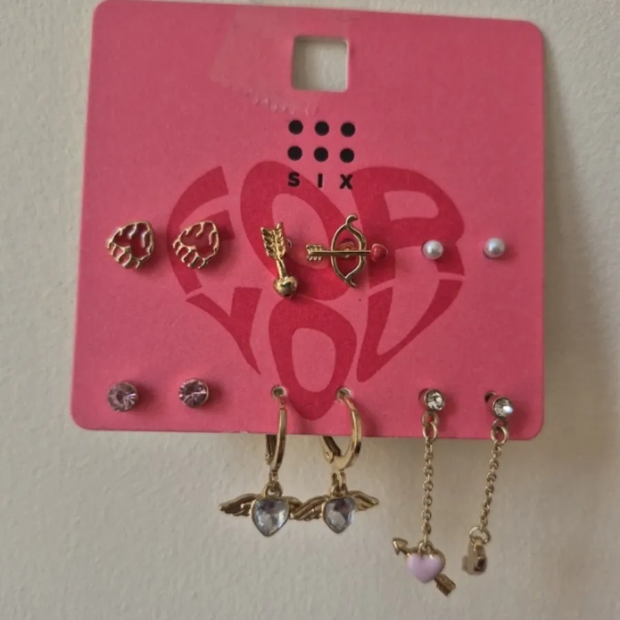 گوشواره های کیوت