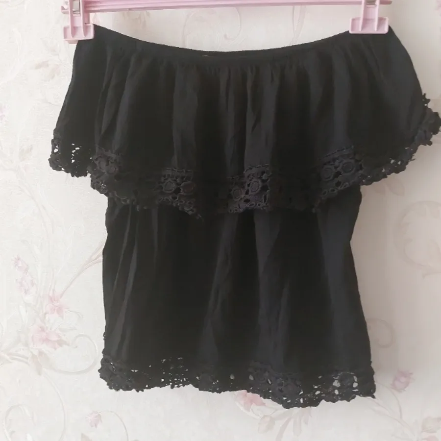 تاپ مشکی  یقه قایقی ترک