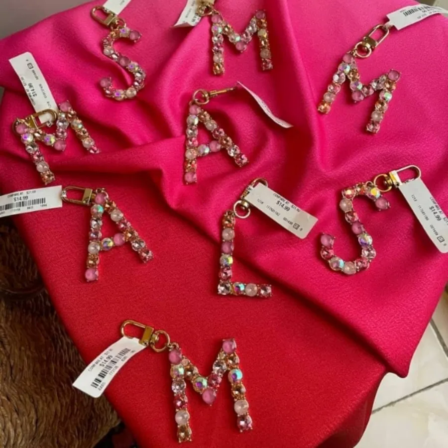 جاکلیدی و آویز