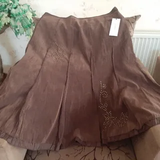 دامن مخمل کبریتی