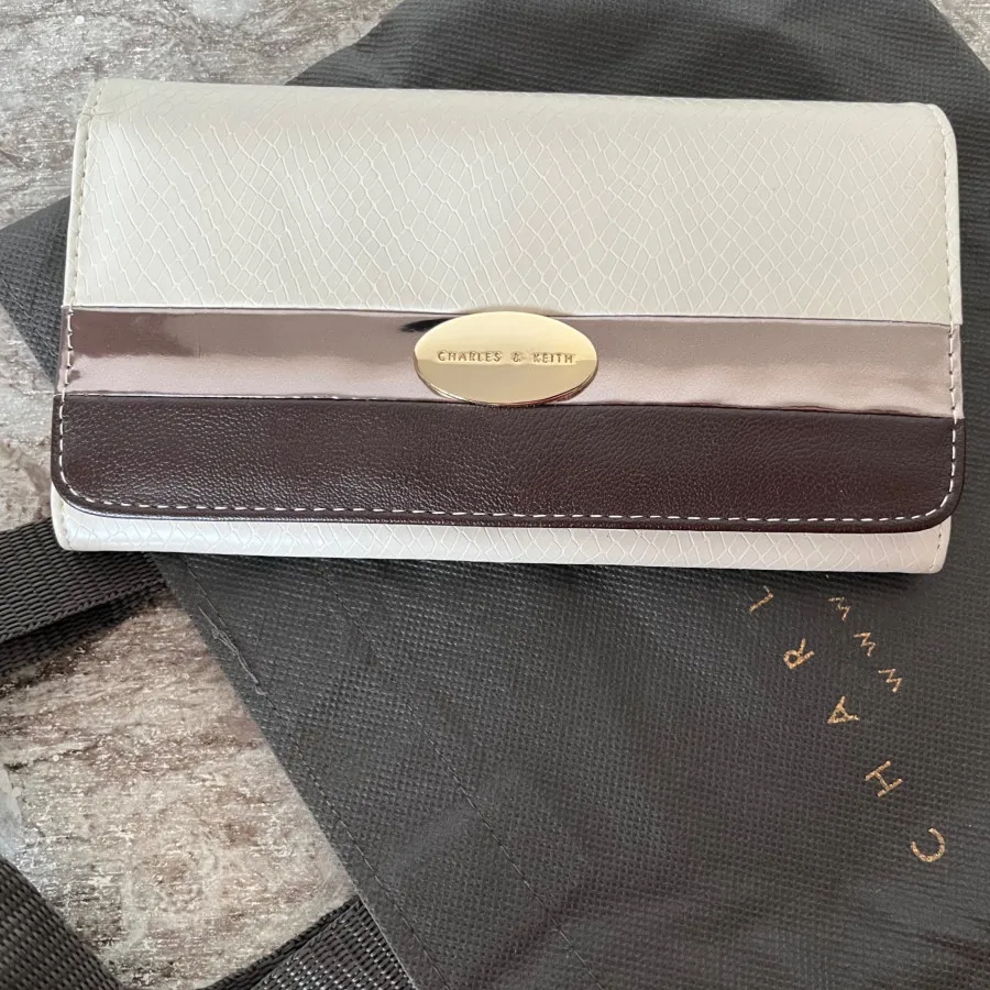 کیف پول برند مطرح