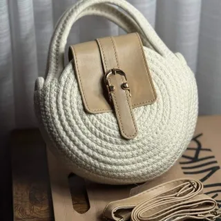 کیف پاسپورتی کنفی