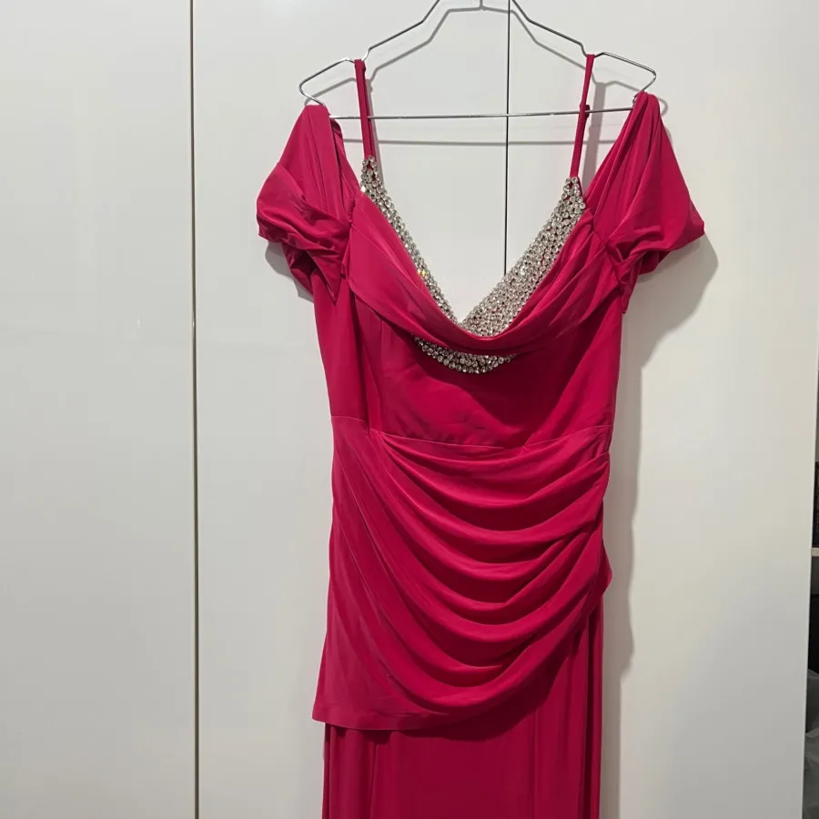 لباس مجلسی دنبالهدار نو