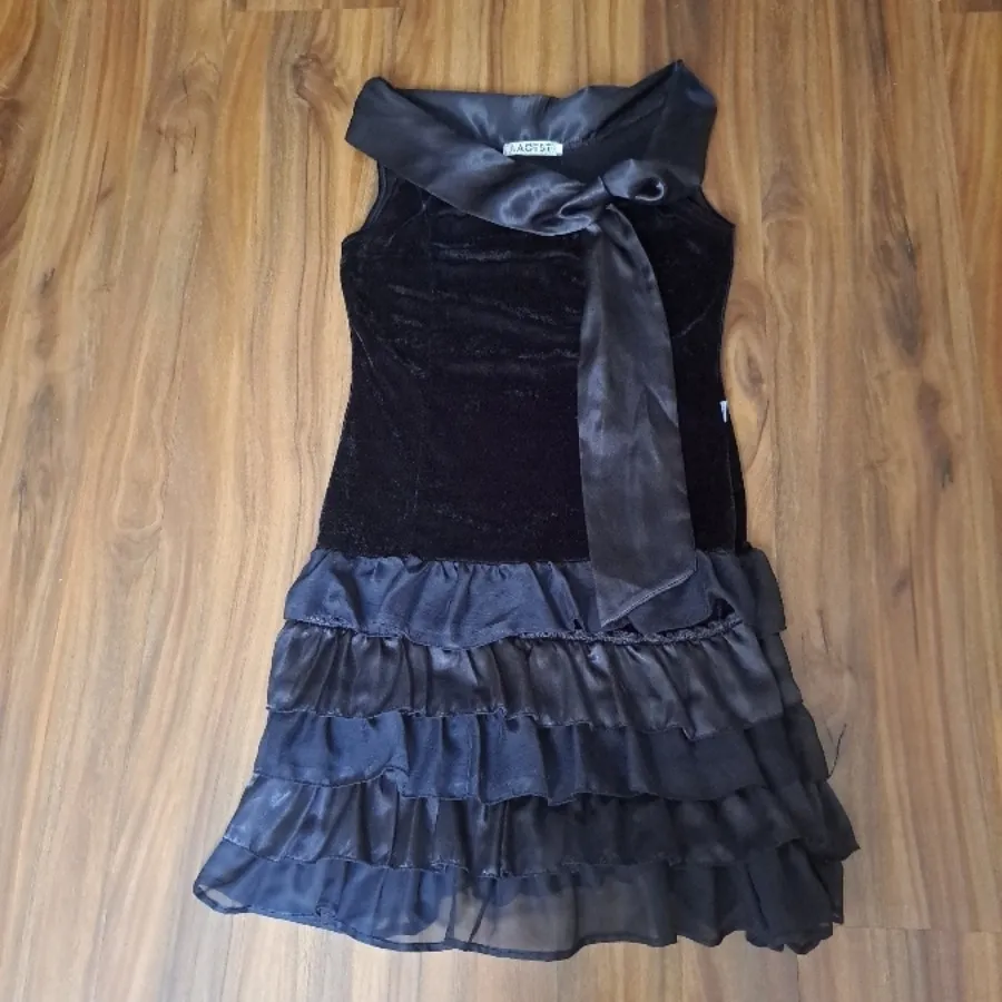 لباس عروسکی مجلسی