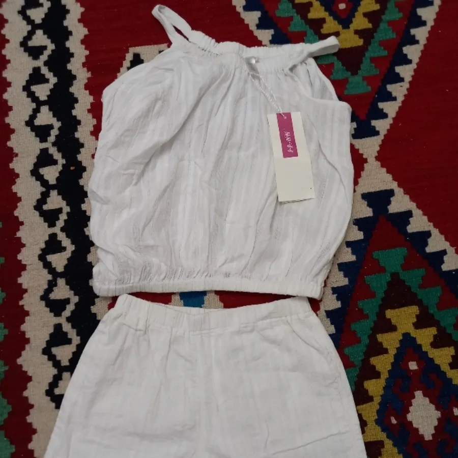 ست تاپ و شلوارک