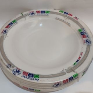 بشقاب چینی