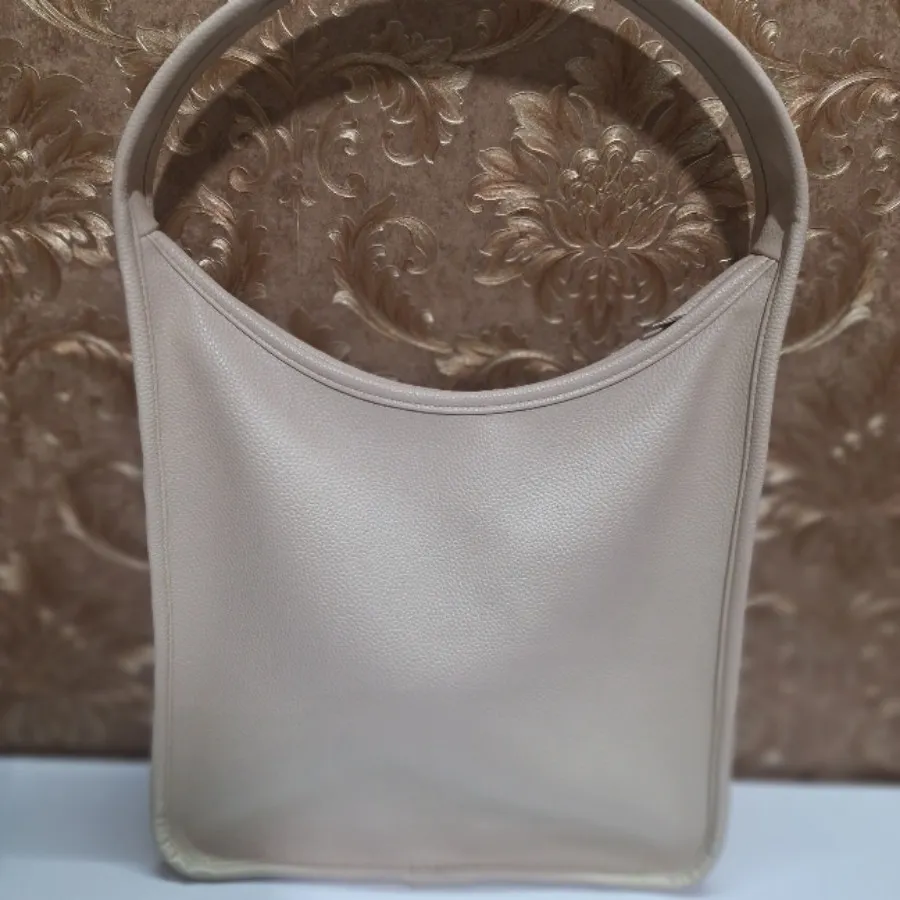 کیف کرم بزرگ