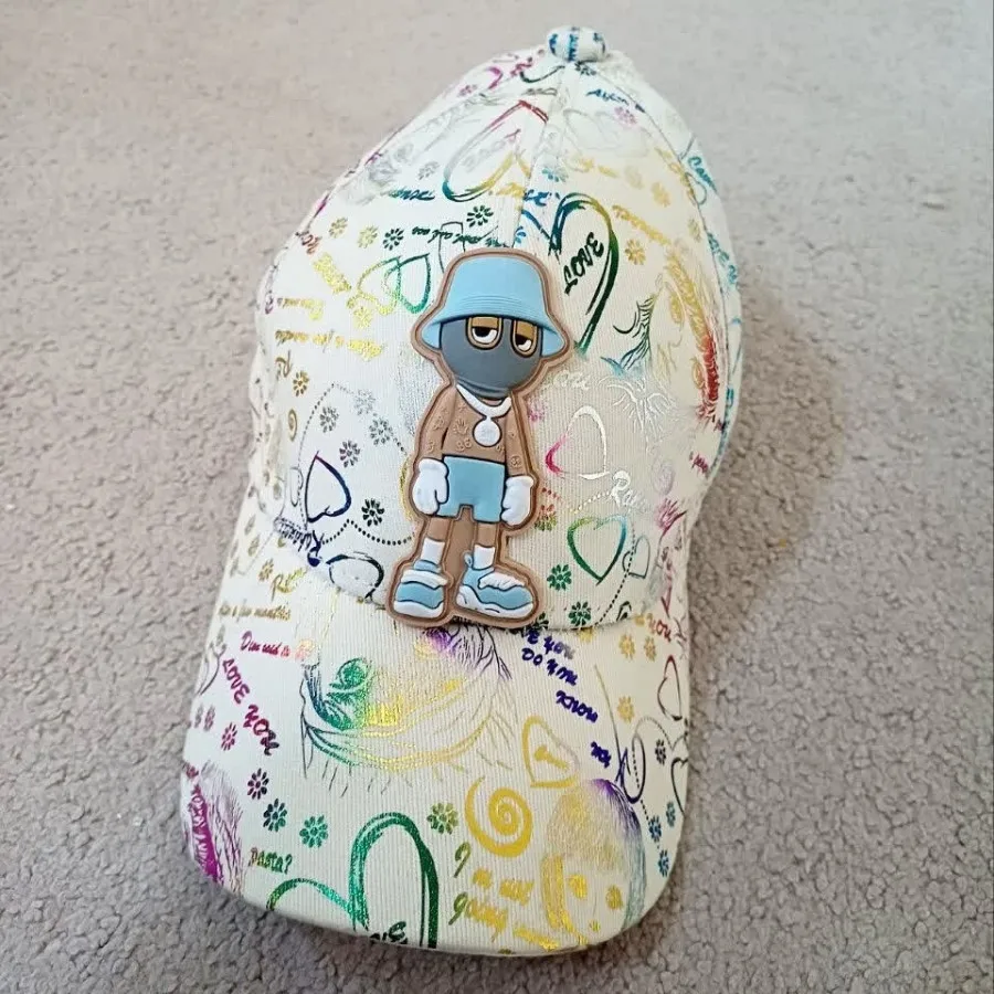 کلاه دخترانه