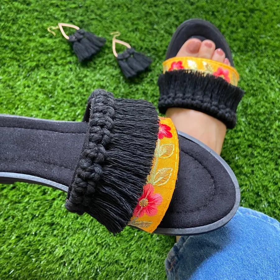 صندل مکرومه