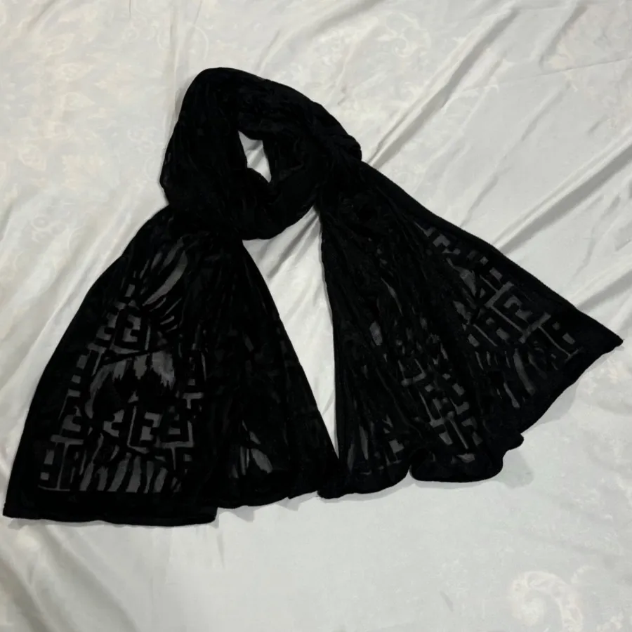 شال مخمل برجسته