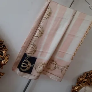 روسری ابریشم