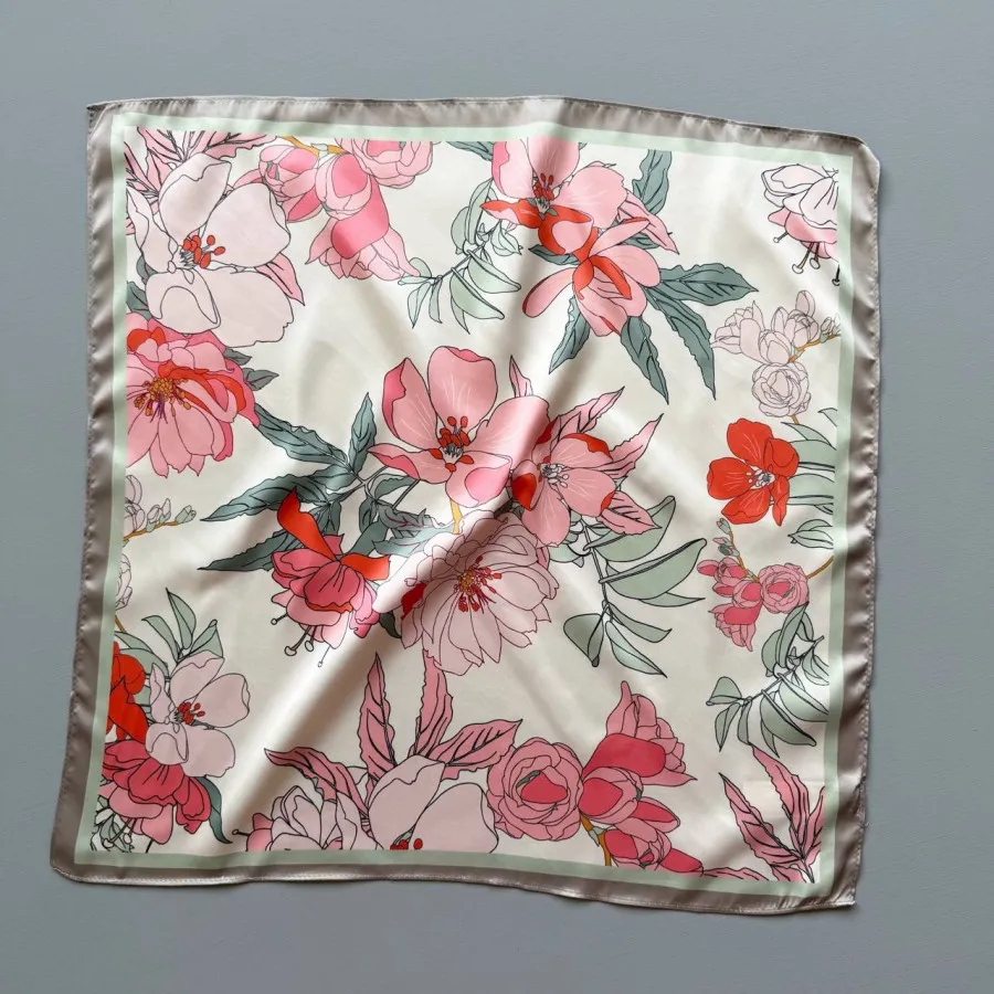 مینی اسکارف