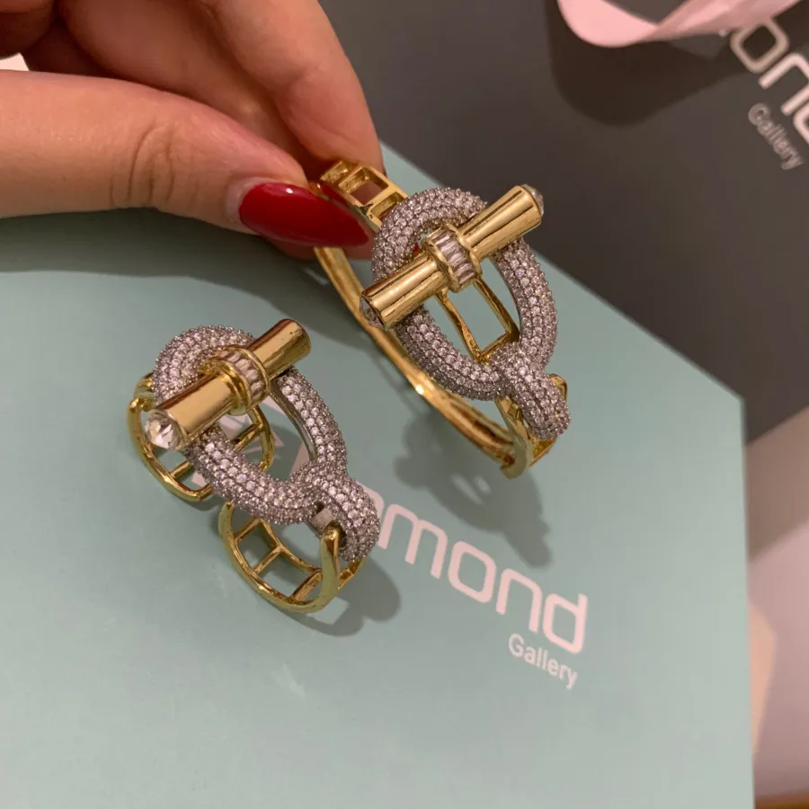 بنگل و انگشتر هرمس