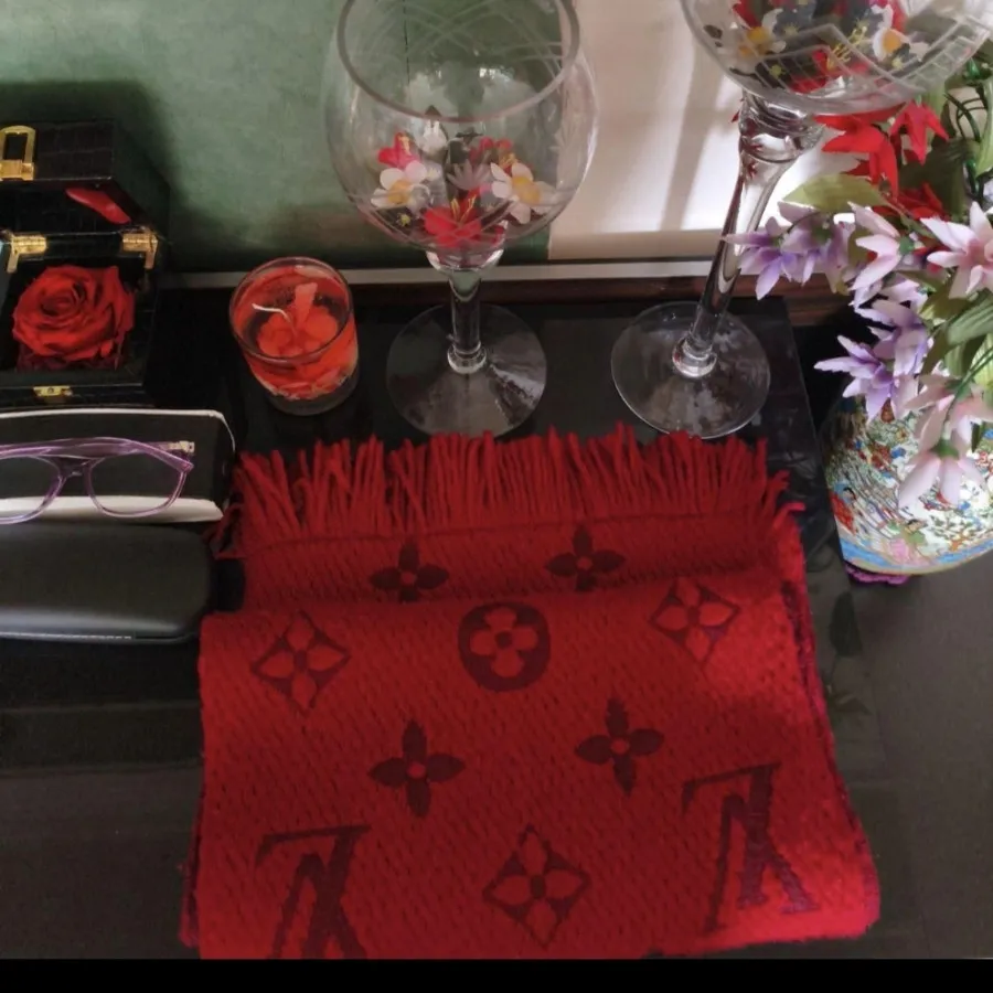 شال گردن لویی ویتون اصل