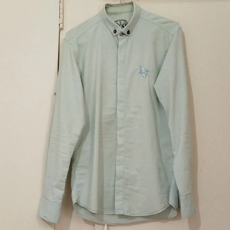 پیراهن مردانه