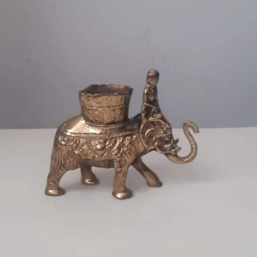 مجسمه فیل جاخلالی