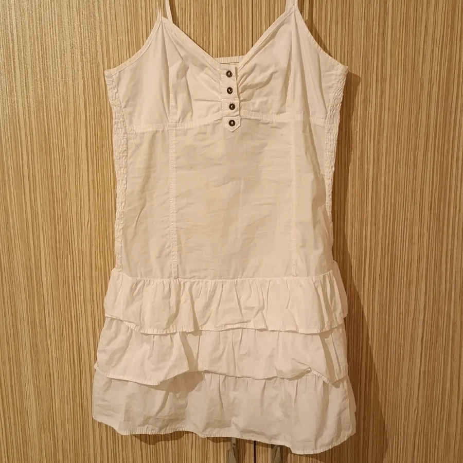 پیراهن سفید