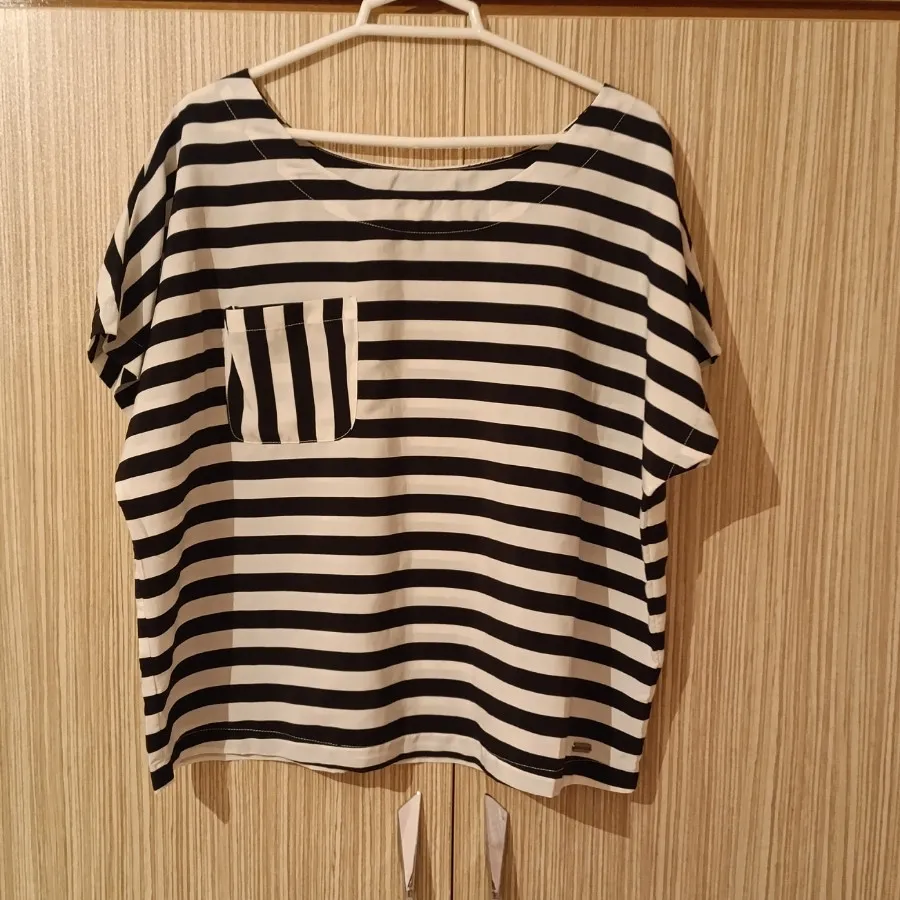 شومیز -تیشرت  آستین کوتاه