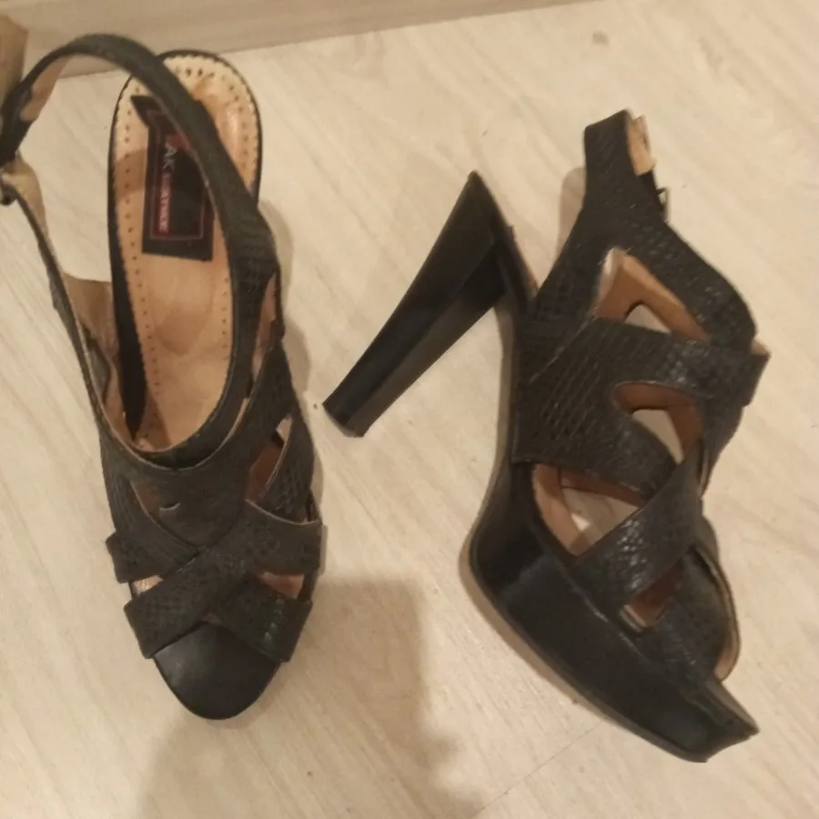 صندل دست دوز تابستانی