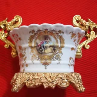 دو عدد شکلات خوری اصل