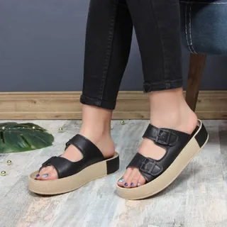 کفش شیک گل بانو