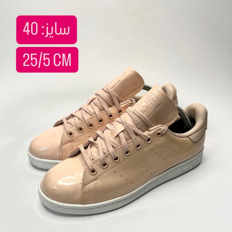 اسنیکر آدیداس استوک