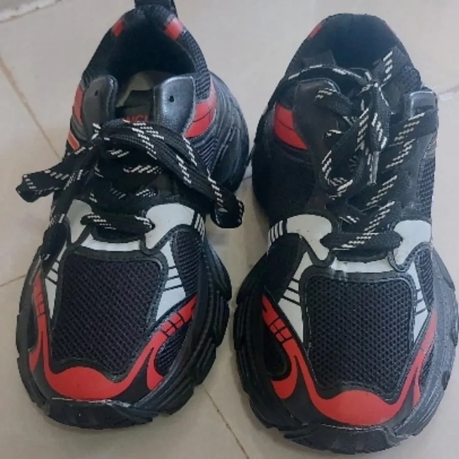 کتونی اسپرت