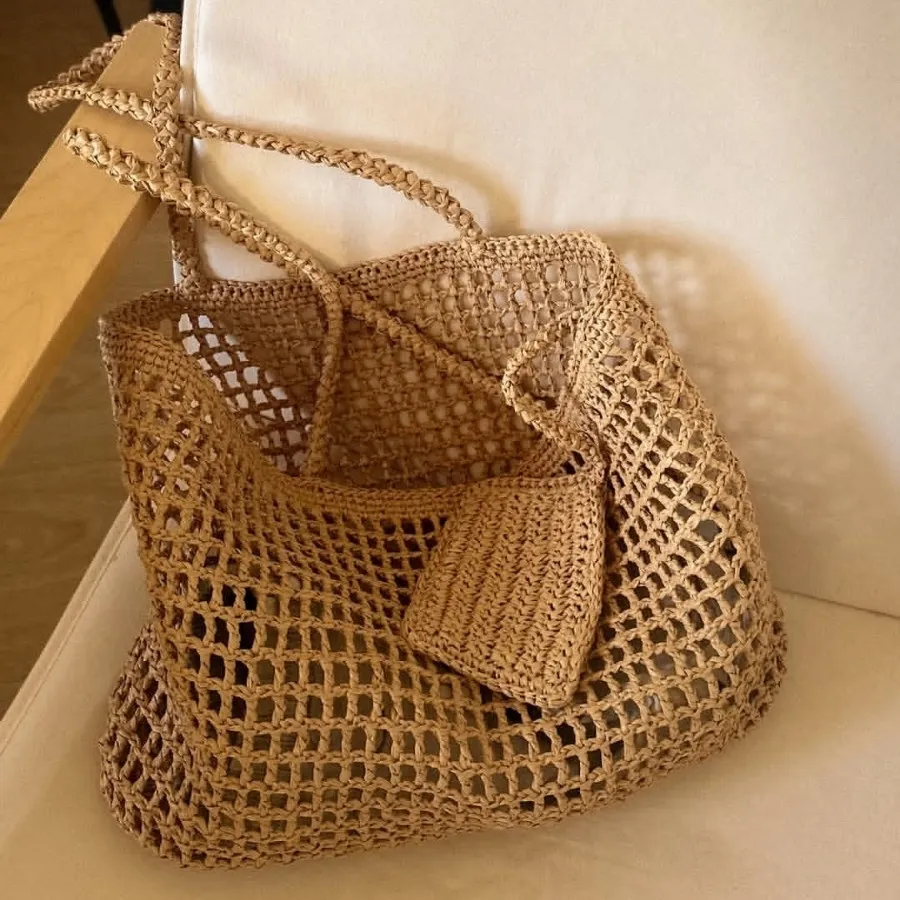 کیف همراه با جاکارتی