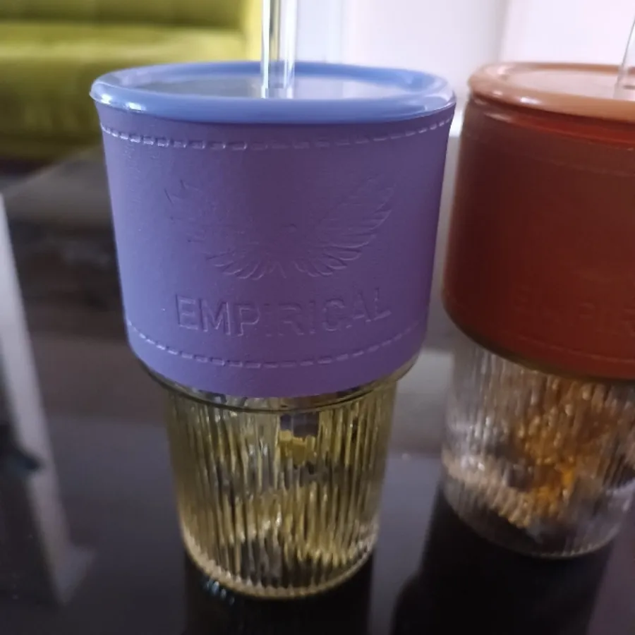 لیوان اسموتی روکش چرمی