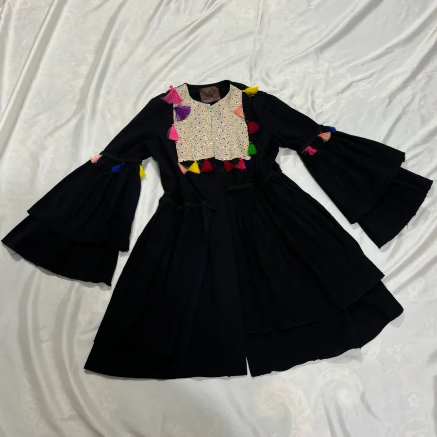 مانتو عروسکی